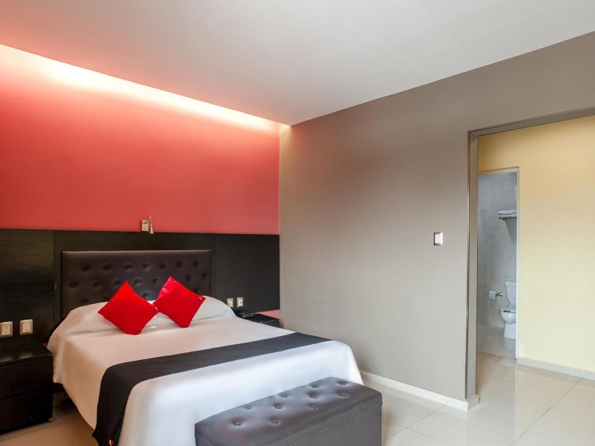 Veracruz Suites Hotel Exterior photo