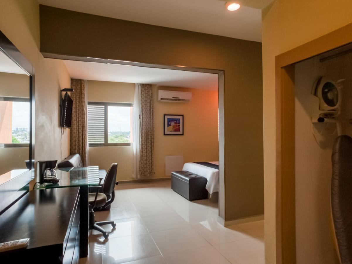 Veracruz Suites Hotel Exterior photo