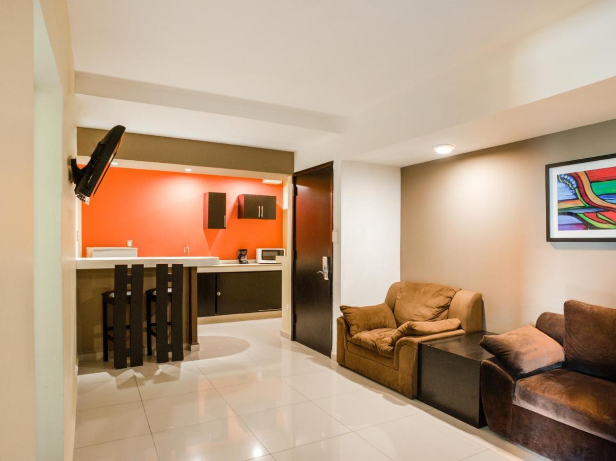 Veracruz Suites Hotel Exterior photo