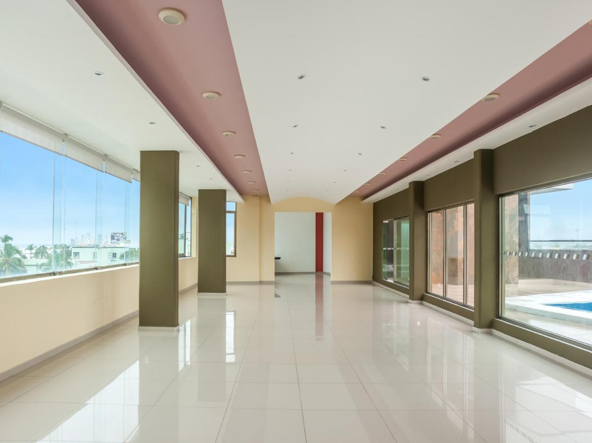 Veracruz Suites Hotel Exterior photo